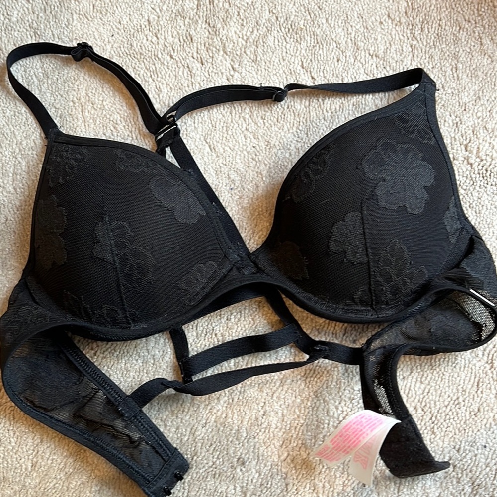 Victoria’s secret pink bra